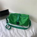 Borsa sportiva grande verde brillante impermeabile con tracolla regolabile - Grande / Verde