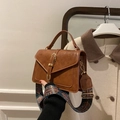 Borsa a tracolla vintage marrone caramello con ampia tracolla a motivi colorati - Marrone