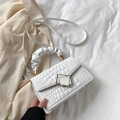 Sac bandoulière blanc texturé avec poignée plissée nuage et fermoir magnétique - Blanc