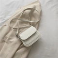Borsa a tracolla beige chic in ecopelle con trama trapuntata e cinturino regolabile - Bianco