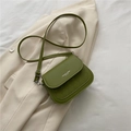 Mini borsa a sella verde oliva con motivo a rombi e tracolla regolabile - Verde