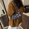 Borsa baguette retrò nera con motivi floreali rosa e design a fiocco per donna - Stile Floreale con Fiocco di Rosa / Nero