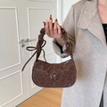 Borsa a spalla leopardata marrone con manico a volant e ciondolo a farfalla argento - Leopardo Caffè