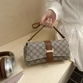 Braune Vintage-Schultertasche mit Monogramm, goldenem H-Verschluss und Lederbesatz - Stil 1 (H-Schnalle) / Khaki