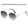 Occhiali da sole alla moda con montatura a V dorata e lenti grigie sfumate con diamanti - Regolare / Montura Oro Lenti Sfumate Grigie