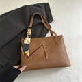 Borsa tote in pelle marrone con cuciture a contrasto bianche e foulard di seta - Cuoio