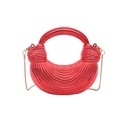 Hellrote metallische Acryl-Muscheltasche mit Spiralstruktur und goldener Kette - Rot