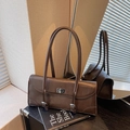 Borsa a spalla vintage marrone scuro in pelle lucida con chiusura a scatto in metallo - Marrone
