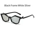 Polygonale Sonnenbrille mit schwarzem Rahmen und silber verspiegelten Gläsern im Trendstil - Normal / Schwarzer Rahmen Silberspiegel