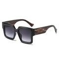 Lunettes de soleil carrées oversize avec monture noire et branches marbrées - Monture Noire Double Verre Gris