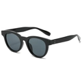 Klassische schwarz glänzende ovale Sonnenbrille mit dunklen Gläsern für modernen Look - Glänzend Schwarzer Rahmen Graue Gläser