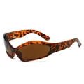 Futuristische Sonnenbrille in Schildpatt-Optik mit braunen Gläsern und Leoparden-Bügeln - Leoparden-Rahmen / Teebraune Gläser