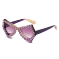 Modieuze oversized vlinderzonnebril met paarse strass-steentjes en gradiënt glazen - Paars Frame / Paarse Lenzen