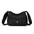 Borsa a tracolla in nylon nero con cerniere multistrato e logo in metallo chic - Nero