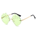 Ausgefallene randlose Sonnenbrille in Erdbeerform mit grünen Gläsern und Goldbügeln - Normal / Standard (Grüne Gläser)