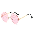 Randlose Erdbeer-Sonnenbrille in Rosa mit goldenem Metallrahmen für Partys und Hip-Hop - Normal / Standard (inkl. 13 % Rechnung) hellrosa Gläser
