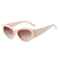 Vintage cat eye sunglasses for women with thick cream resin frame and brown gradient lenses - Regular / Regular (Inc. 13% VAT) Off-White Frame with Gradient Tea Lenses