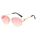 Lunettes de soleil sans monture dégradé rose avec tête de léopard dorée et verres coupés - Monture Dorée Verres Dégradés Roses