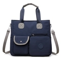 Bolso bandolera de nailon azul marino con diseño multibolsillos y correa gris ajustable - Azul