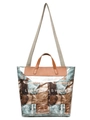 Shopper mit Denim-Patchwork-Print, braunen Kunstledergriffen und Kontrastfarben - 28*15*30cm / Blau