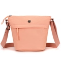 Bolso tipo cubo de nailon beige minimalista con correa ancha y emblema metálico - Naranja Cítrica