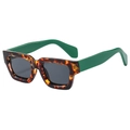 Retro thick square sunglasses with tortoiseshell frame and bold green wide temples - Leopard Frame Black Grey Lens