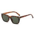 Classic tortoise shell square sunglasses with dark green lenses and gold accents - Regular / Regular (Incl. 13% VAT) Leopard Print Frame Dark Green Lenses