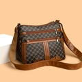 Borsa a tracolla vintage monogramma marrone scuro con tracolla regolabile e doppie cerniere - Marrone