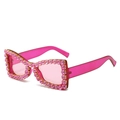 Schmetterling Sonnenbrille mit rosa Strasssteinen und Katzenaugenrahmen für Partys - Rosa Rahmen / Rosa Gläser