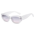 Lunettes de soleil œil de chat, monture blanche givrée et verres dégradés violet-rose - Standard / Standard (TVA 13 % incluse) Monture grise verres rose gris