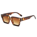 Retro square oversized tortoiseshell sunglasses with brown gradient lenses and gold rivets - Leopard Frame Gradient Brown Lens