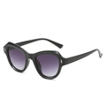 Retro Katzenaugen-Sonnenbrille in Schwarz mit lila Verlaufsgläsern und Silbernieten - Normal / Schwarzer Rahmen Doppelt Graue Linse