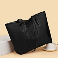 Bolso tote negro grande de tela Oxford con logo MICH FASHION y correas dobles - Negro