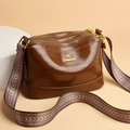 Borsa a tracolla da donna in pelle PU marrone con tre zip e tracolla a trama - Marrone