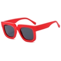 Lunettes de soleil rétro rouges surdimensionnées avec monture épaisse et verres foncés - Standard / Monture Rouge Verres Gris