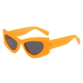 Lunettes de soleil œil de chat rétro pour femme avec monture orange vif et verres gris - Standard / Standard (TVA 13 %) Monture orange verres gris