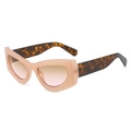 Lunettes de soleil œil de chat roses avec branches en écaille et verres dégradés - Standard / Monture rose gelée avec verres marron-rose