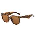 Vintage oversized tortoiseshell sunglasses with brown lenses and wide frame temples - Regular / Regular (Includes 13% VAT) Leopard Frame with Tea Lenses