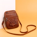 Vintage bruine leren crossbodytas met meerdere ritsen en een geweven textuurontwerp - Standaard Stof Bruin