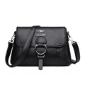 Bolso de hombro de cuero PU negro con gran anillo plateado y logotipo de canguro - Negro