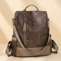 Zaino in ecopelle marrone scuro con trama vintage e spallacci regolabili - caffè