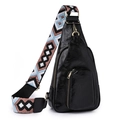 Borsa a tracolla vintage in pelle nera con tracolla larga in stile bohémien - Nero