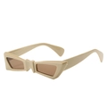 Chic butterfly shaped oversized sunglasses in beige with brown tinted lenses - Regular / Tea Frame Tea Lens