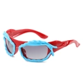 Lunettes de soleil Y2K rouges avec monture bleue ondulée et verres gris - Standard / Standard monture rouge verres gris (cercles bleus)