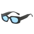 Occhiali da sole vintage squadrati con montatura nera spessa e lenti blu chiaro - Montatura Nera Lenti Blu