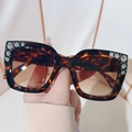 Square tortoise shell sunglasses with luxury sparkling rhinestone studs for women - Leopard Frame Gradient Brown Lens