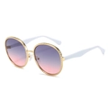 Lunettes de soleil ovales avec monture dorée festonnée et verres dégradés violets - Standard / Régulier (TVA 13% incluse) monture dorée verres gris-rose (branches blanches)