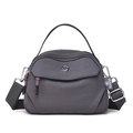 Borsa a tracolla in nylon grigio scuro con ampia tracolla e dettaglio logo metallico - Viola scuro