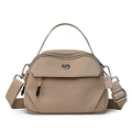 Sac à main minimaliste en nylon kaki avec fermetures éclair et bandoulière réglable - Café au Lait