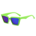 Occhiali da sole cat eye verde neon Y2K con lenti a specchio sfumate blu viola - Montatura Verde Lente Blu